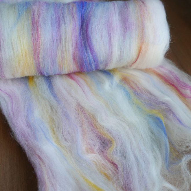 Spinnwolle Batt Pastell bunt Einhorn rosa blau gelb