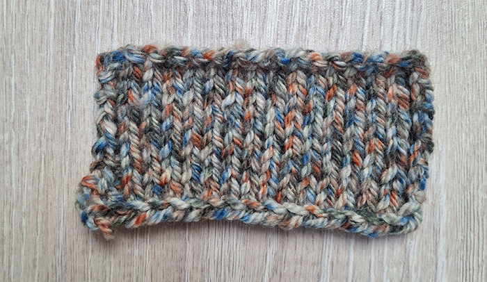West Yorkshire Spinners the Croft aran Strickprobe yuniku