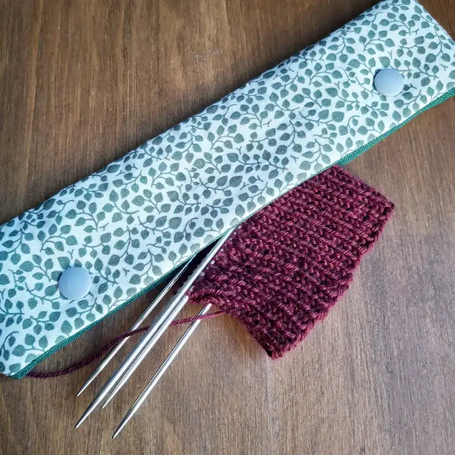 Nadelmäppchen Nadelgarage Nadelspiel Stricknadeln unterwegs Yuniku